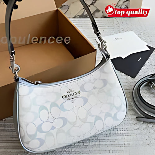 Compact Chain Shoulder Bag