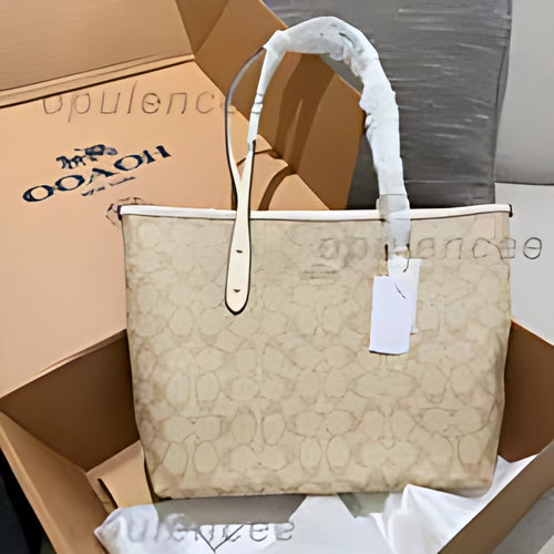 Structured Hanging Tag Tote
