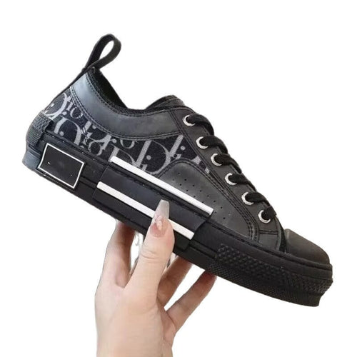 Unisex Lace Up Low Top Sneakers