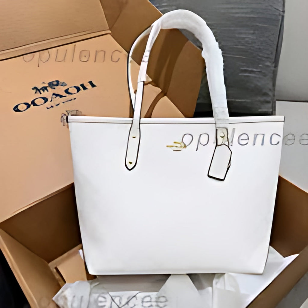Structured Hanging Tag Tote
