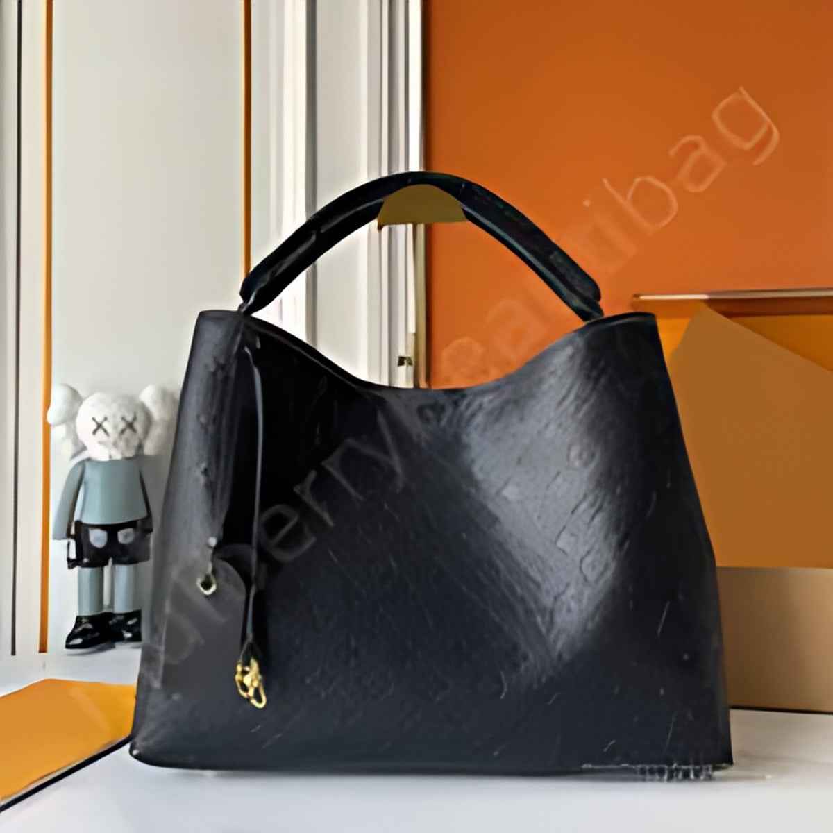 Hobo Shoulder Bag