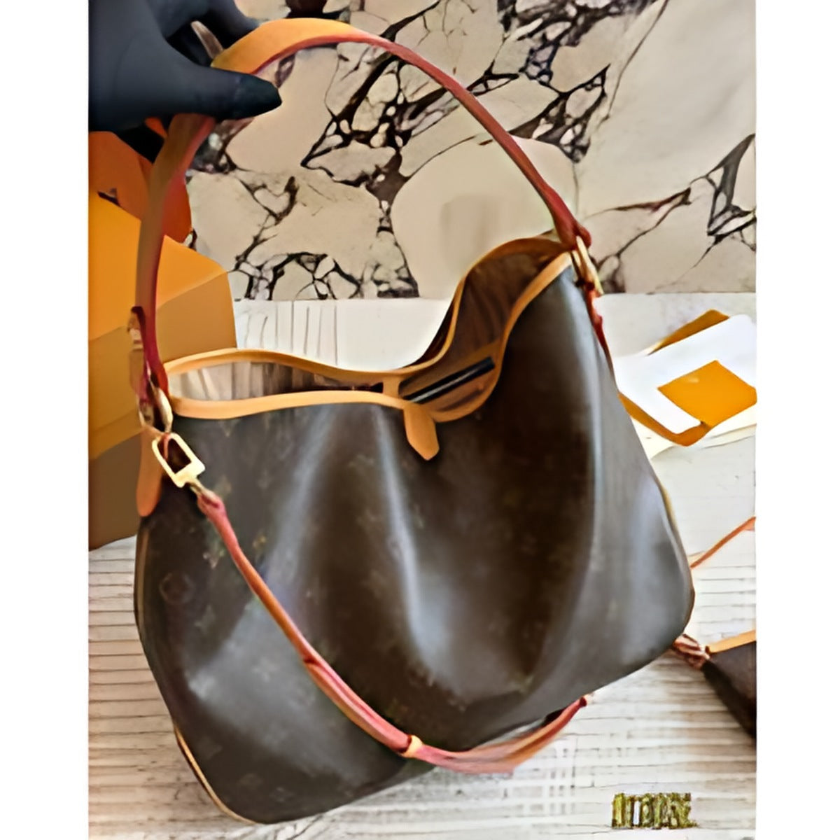 Hobo Shoulder Bag