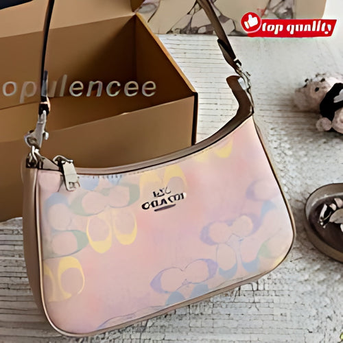 Compact Chain Shoulder Bag