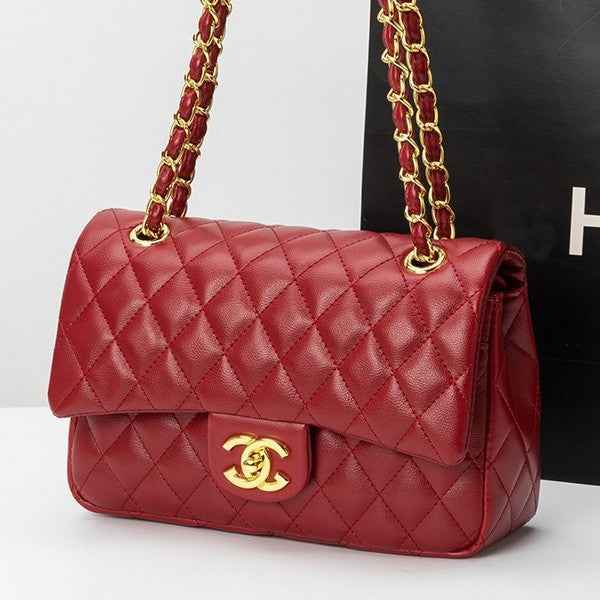 Quilted Chain Shoulder Bag