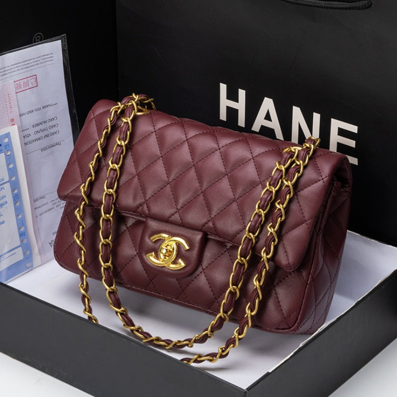 Quilted Chain Shoulder Bag