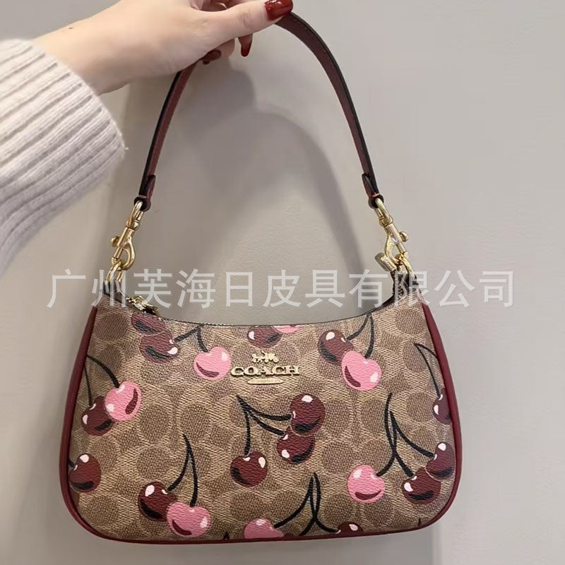 Printed Chain Accent Shoulder Bag