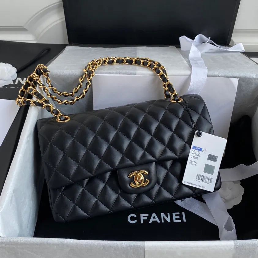 Quilted Chain Shoulder Bag