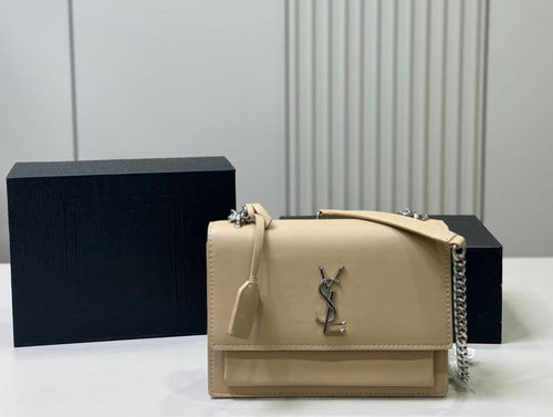 Structured Chain Shoulder Bag